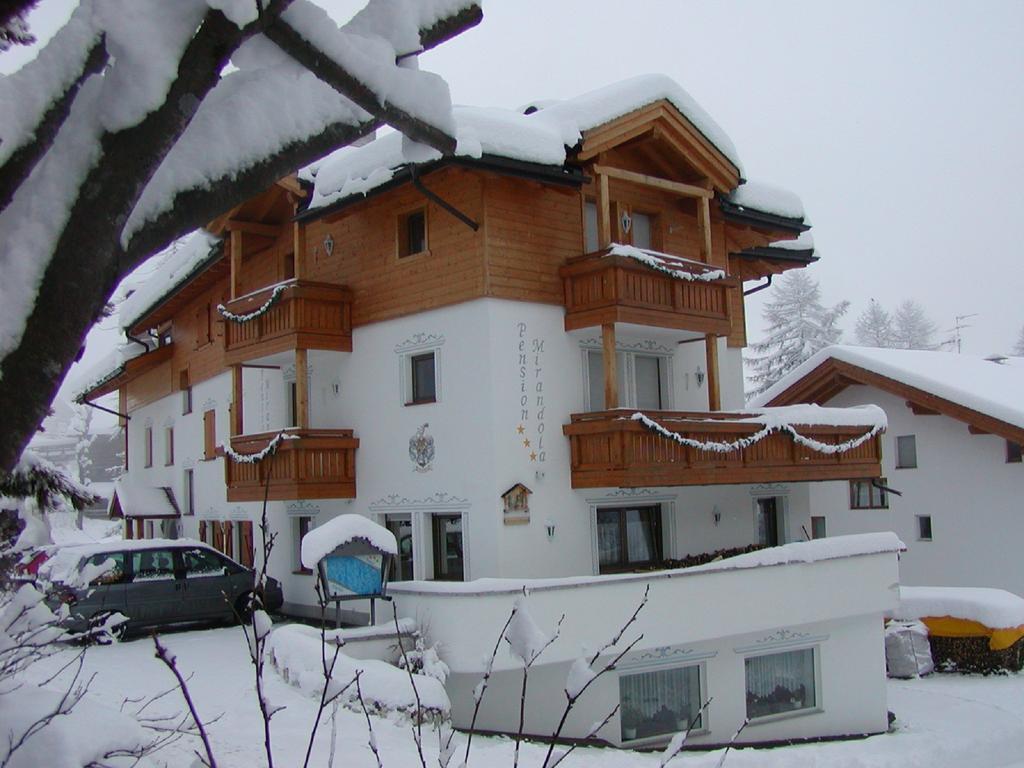 Pension Mirandola Colfosco Exterior photo
